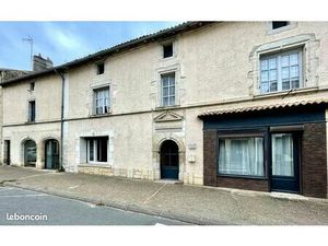 Maison 10 pièces 250 m²