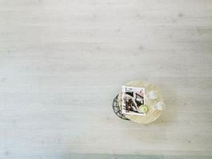 Appartement T1 refait récemment à neuf Calme  Meublé et Equipé.Eau comprise dans les charg