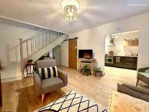 Jolie maison T4 rénovée  quartier résidentiel au calme  garage et jardin