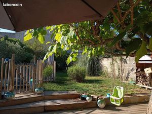 Maison individuelle de 160 M2 avec garage   piscine st Loup et studio de 29m2