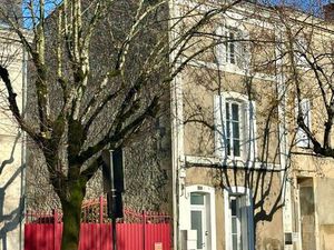 Maison de charme à potentiel locatif