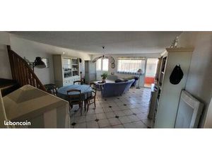 Vends appartement Duplex T4 coeur de ville dans résidence avec piscine à valras plage