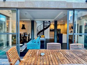 Magnifique loft avec terrasse et parking chartrons bordeaux