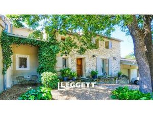 Maison 11 pièces 268 m²