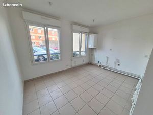 Studio 1 pièce 17 m²
