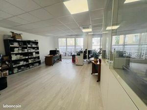 Bureaux 96 m² Le Raincy