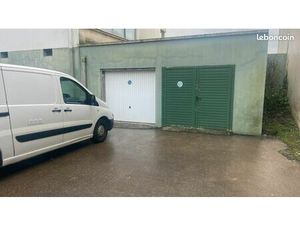 Vente grand garage 30 m²