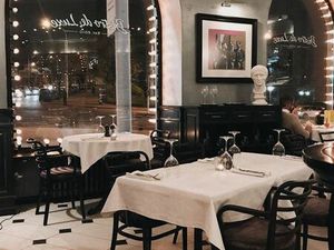 Restaurant 102 m² PARIS