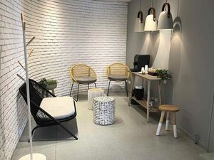 LOCAL 93 M² Climatisé - PMR- GRENOBLE VALLIER / CATANE TRAM C