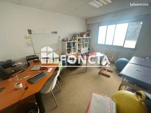 Local commercial 28 m²