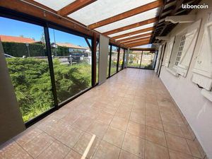 Maison T4. 3chambres 120m2 centre ville au calme