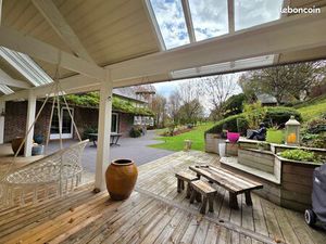 Maison 6 pièces 260 m²