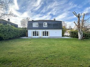 Maison à louer avec garage et terrasse   Waterloo (VBD61700)