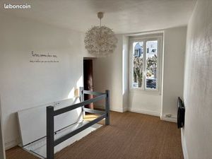 Appartement F2 72m2  Pontacq hyper centre