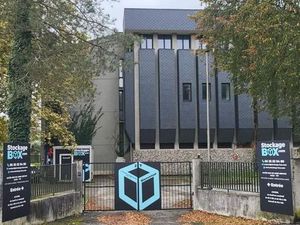 Garage/box 1 m² Pau