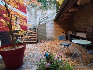 Local commercial 177 m² LA CRECHE