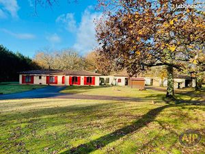 Propriété 8 pièces 209 m²