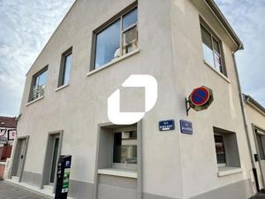 Bureau 99 m²