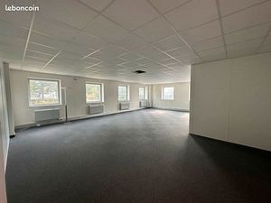 Bureaux 125 m²