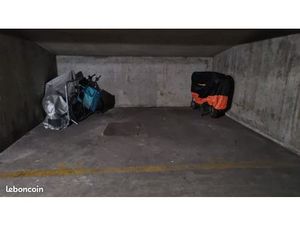 Spécial Investisseur Parking 2 roues 7 places