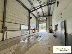 Local commercial 187 m²