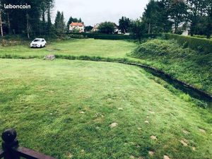 Picardie superbe terrain entre Amiens et Abbeville. Constructible. Avec rivière et grande 