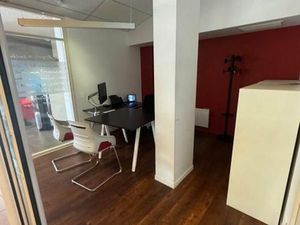 Local commercial 156 m²