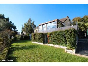 Fontenay maison familiale vue dégagée