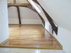 AUXERRE C-V  Grand STUDIO T1 MEUBLÉ  42 m2