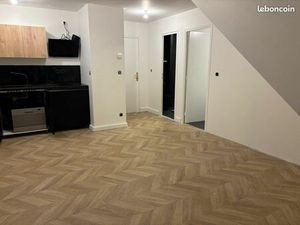 Appartement T2 bis. ÉQUEMAUVILLE (14600). Entièrement refait à neuf