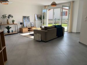 Loue tres joli appart t3 rdc jardin garage