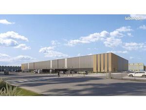 Local industriel 8 527 m²