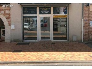 Local commercial place chaumeil