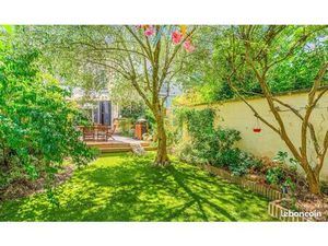 Maison en pierre – 163 m² – Chartrons / Jardin + Garage – Rare