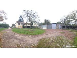 Maison 9 pièces 264 m²