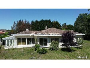 Propriété 6 pièces 232 m²