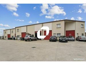 Local d'activité 150 m²