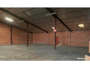 Entrepôt à louer – Escatalens (Route de Toulouse)