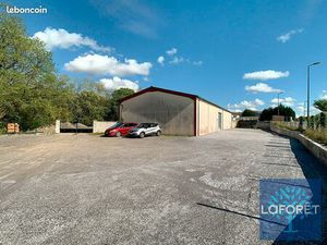 Entrepôt 130 m² POUILLON