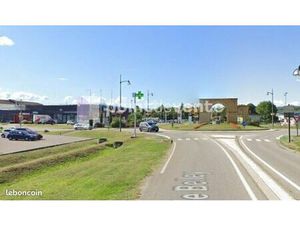 Local commercial 950 m²