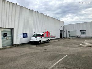 Local commercial 668 m² Auxerre