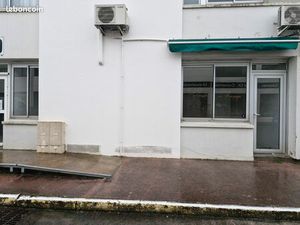 Local commercial 32m2 - 2pieces