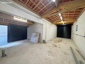 Local 62 m² Gémenos