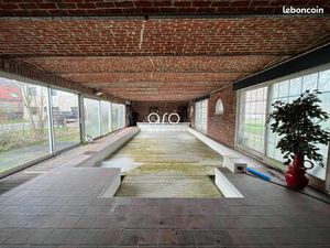 Maison 4 pièces 213 m²