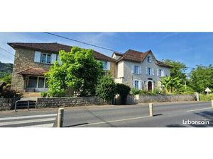 ENSEMBLE IMMOBILIER maison 250000+immeuble 5 appartements 180000