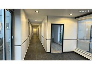 Bureau de 450m2 93120 La Courneuve
