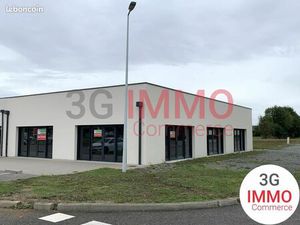 Local commercial 235 m²