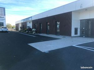 Local d'activité 140 m²