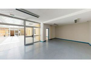 Local commercial 237 m²