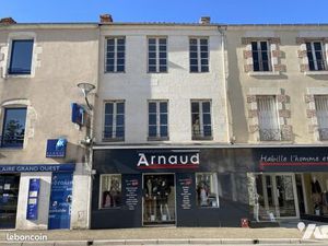 Immeuble 228 m² CHANTONNAY